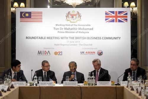 GBR11_17062019_PM_BUSINESS