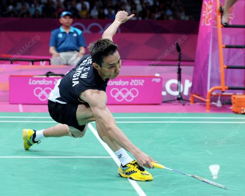 GBR18_03082012_AKSI_CHONG_WEI