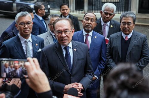 DATUK SERI ANWAR IBRAHIM