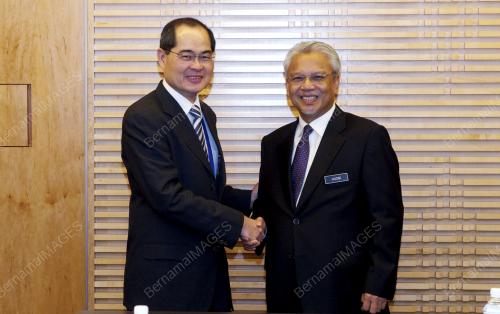 GES43_11102013_KUNJUNGAN