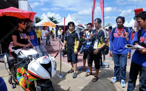 GP03_21102012_MOTOGP
