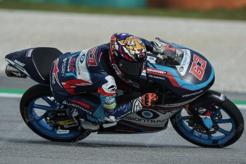 MOTO3
