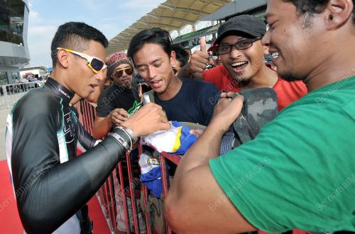 GP16_11102013_MOTOGP