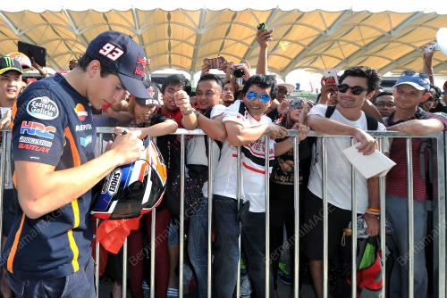 GP18_11102013_MOTOGP