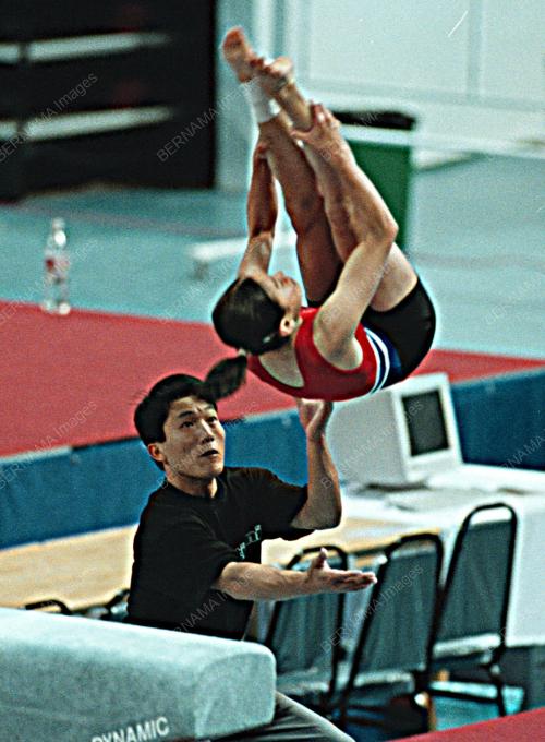GYMNASTIC