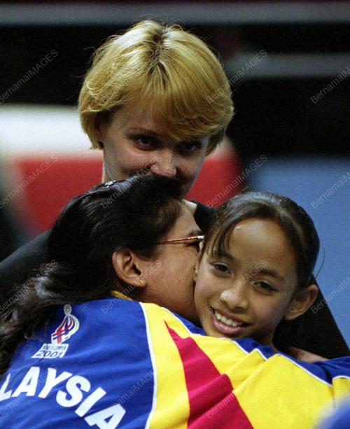 GY03-10_09_2001_PROUD_02022016