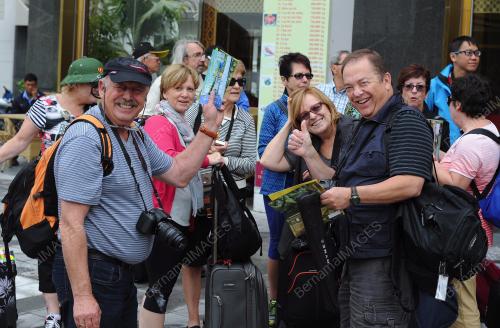 HAN06_10112014_MEDIA