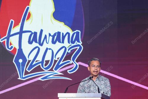 FAHMI FADZIL