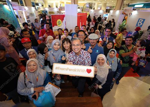 FAHMI FADZIL