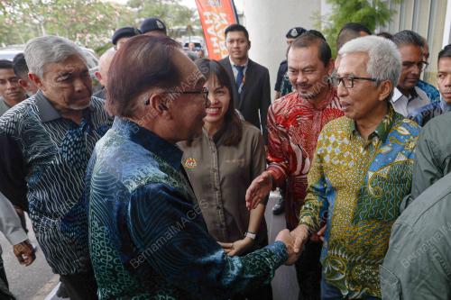 DATUK SERI ANWAR IBRAHIM