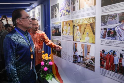 DATUK SERI ANWAR IBRAHIM