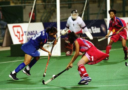 HOW02-11_09_2001_HOCKEY_02022016