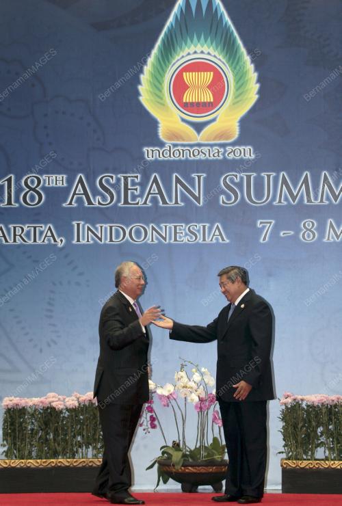 ASEAN SUMMIT
