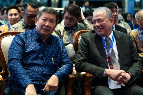 DATUK SERI FADILLAH YUSOF