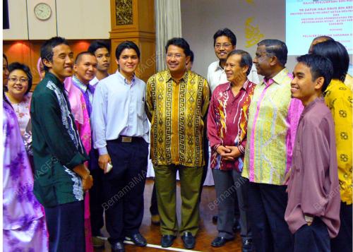 KEDUTAAN BESAR DI INDONESIA