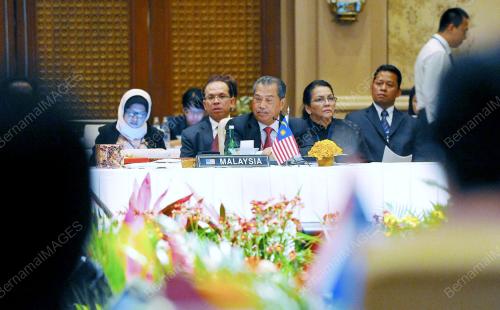 TAN SRI MUHYIDDIN YASSIN