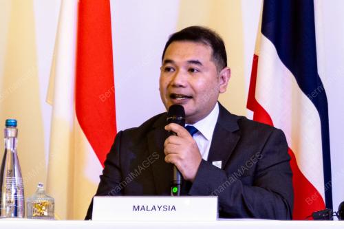 RAFIZI RAMLI