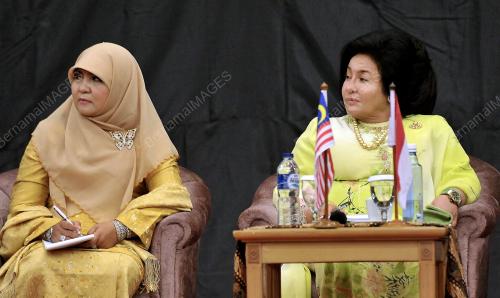 IDN01_26082014_USAHAWAN