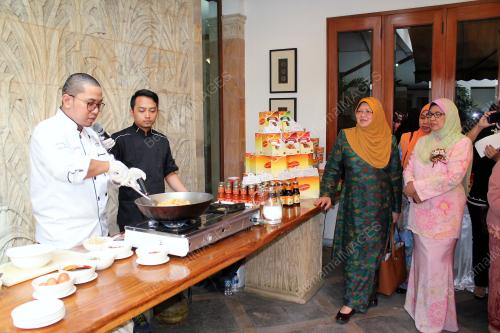 IDN01_26102015_FAMA_AKARTA