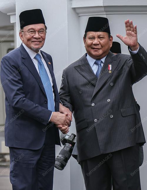 DATUK SERI ANWAR IBRAHIM