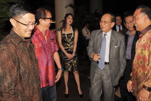 IDN01_30052012_RAIS