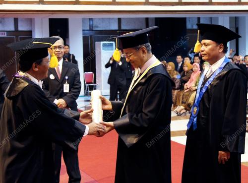 IDN02_03092012_TUN_MAHATHIR