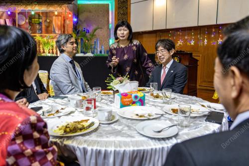 DATUK NUR IZZAH WONG MEE CHOO