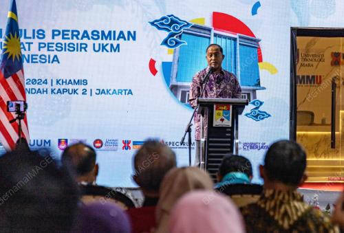 DATUK SERI DR ZAMBRY ABD KADIR