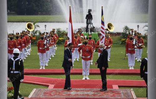 DATUK SERI ISMAIL SABRI YAAKOB