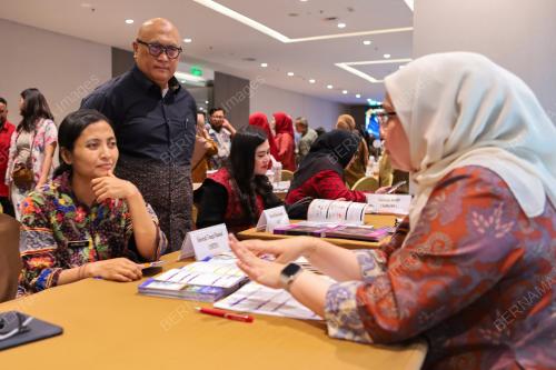 DATUK DR AMINUDDIN HASIM