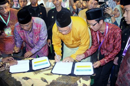 IDN02_15092012_PROJEK_TERNAK_LEMBU