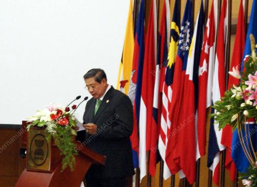 SUSILO BAMBANG YUDHOYONO