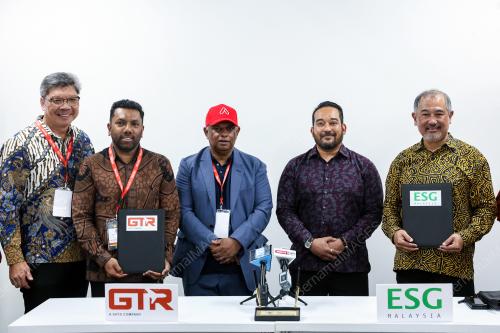 TAN SRI TONY FERNANDES