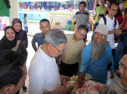 IDN02_24112013_TANAH_ABANG