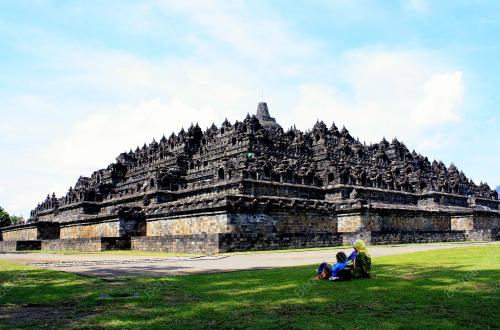 CANDI BOROBUDUR
