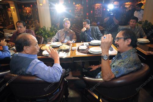 IDN02_31052012_RAIS
