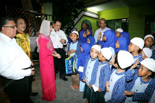 IDN03_05052014_ANAK_YATIM