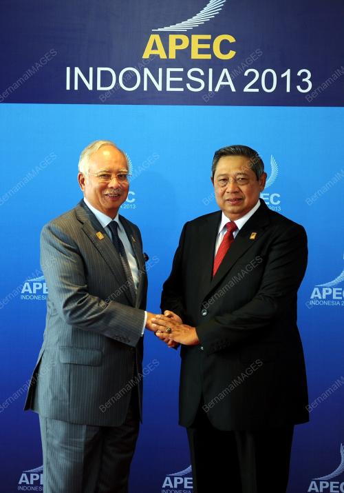 IDN03_07102013_PM_APEC