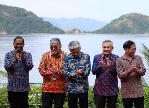 DATUK SERI DR ZAMBRY ABDUL KADIR