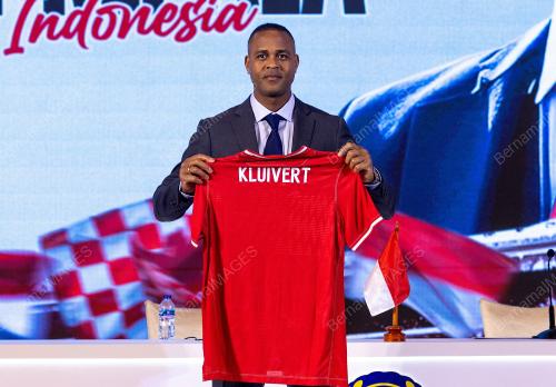 PATRICK KLUIVERT