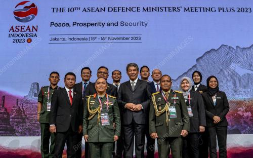 DATUK SERI MOHAMAD HASAN