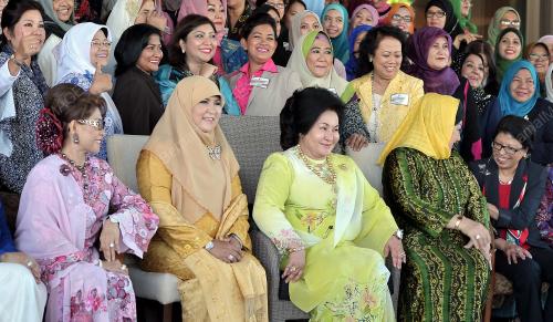 IDN03_26082014_USAHAWAN