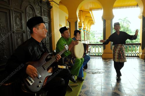 IDN03_29042015_MEDAN