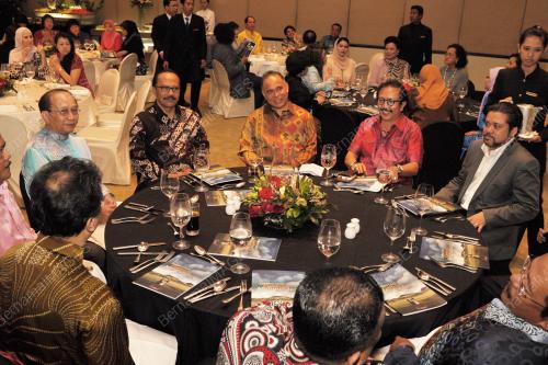 IDN03_30052012_RAIS