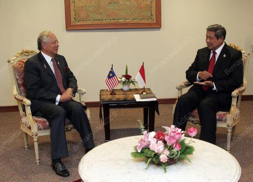 MOHD NAJIB TUN ABDUL RAZAK