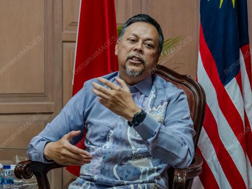 DATUK SYED MOHAMAD TASRIN TENGKU HUSSIN