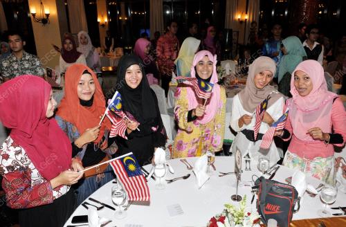IDN04_15062013_SHABERY