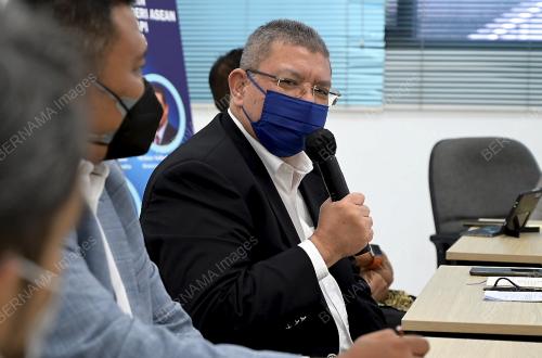 DATUK SAIFUDDIN ABDULLAH
