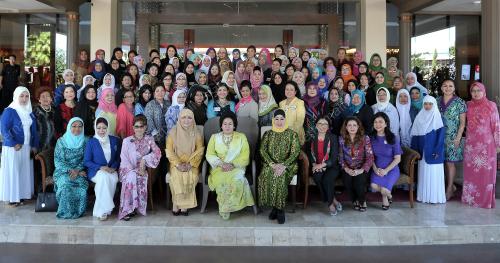 IDN04_26082014_USAHAWAN