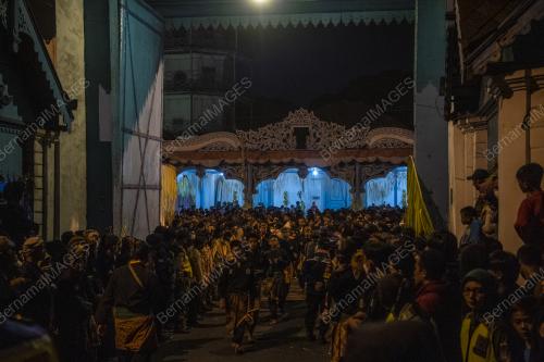 PERAYAAN KIRAB PUSAKA ACARA "KEBO BULE"